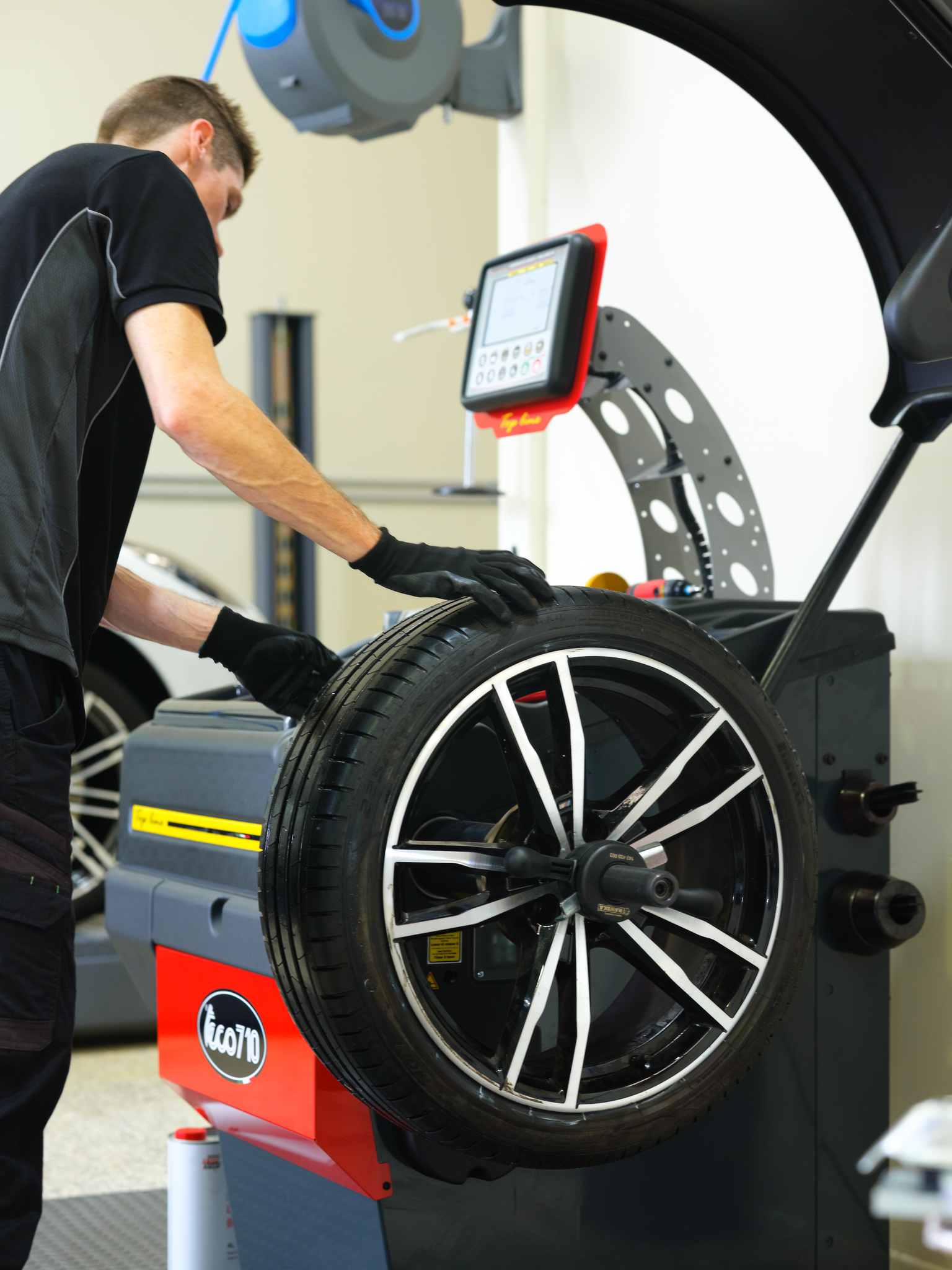 Wheel Balancing at Precision Tyre & Alignment