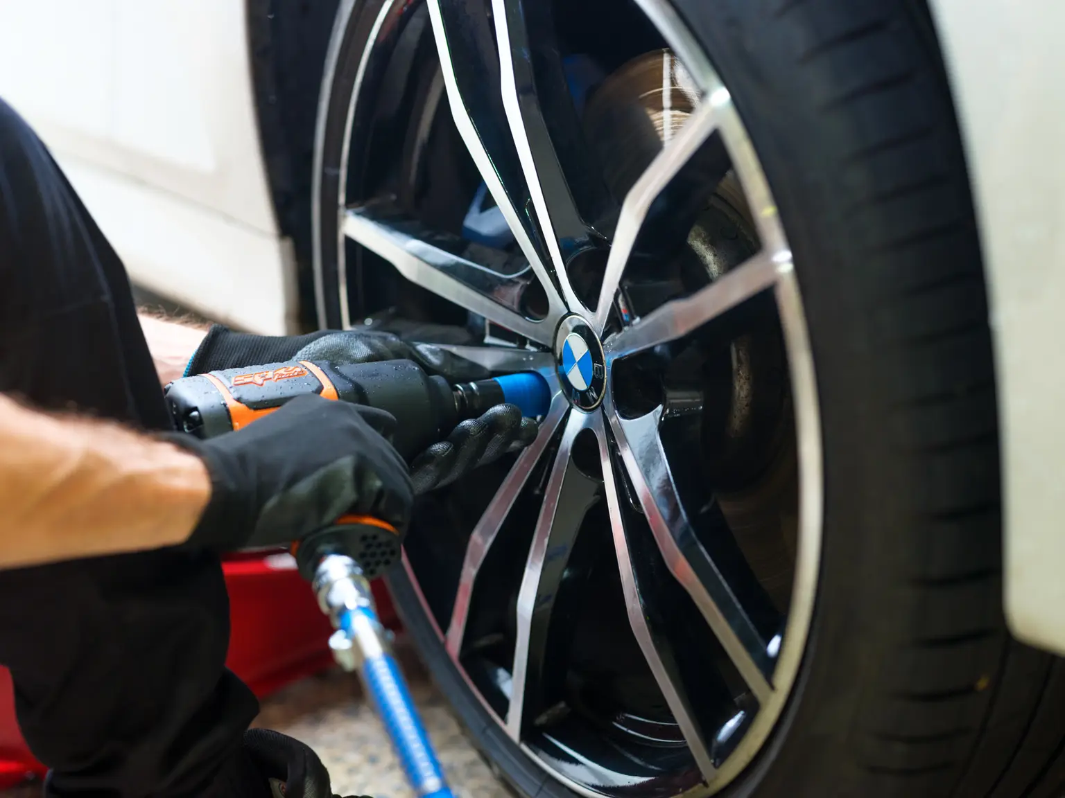 Precision Tyre & Alignment workshop